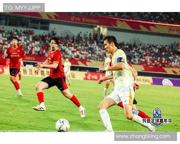 赵静独家分享足球心得与技巧助你提升球技与战术理解