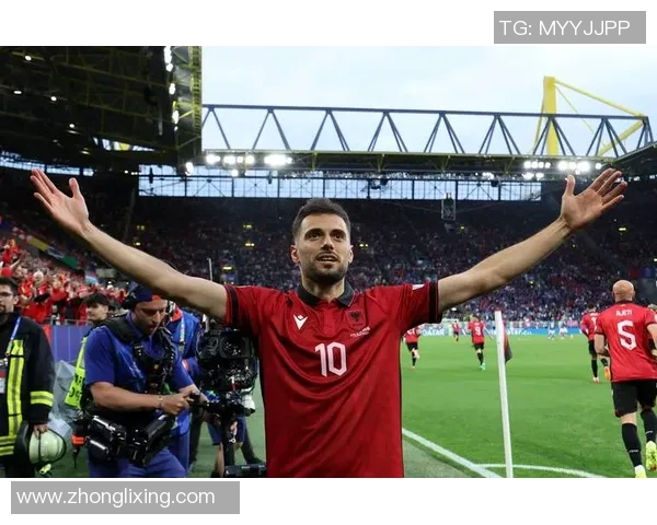 2022年全球最受欢迎的足球明星盘点与精彩表现分析